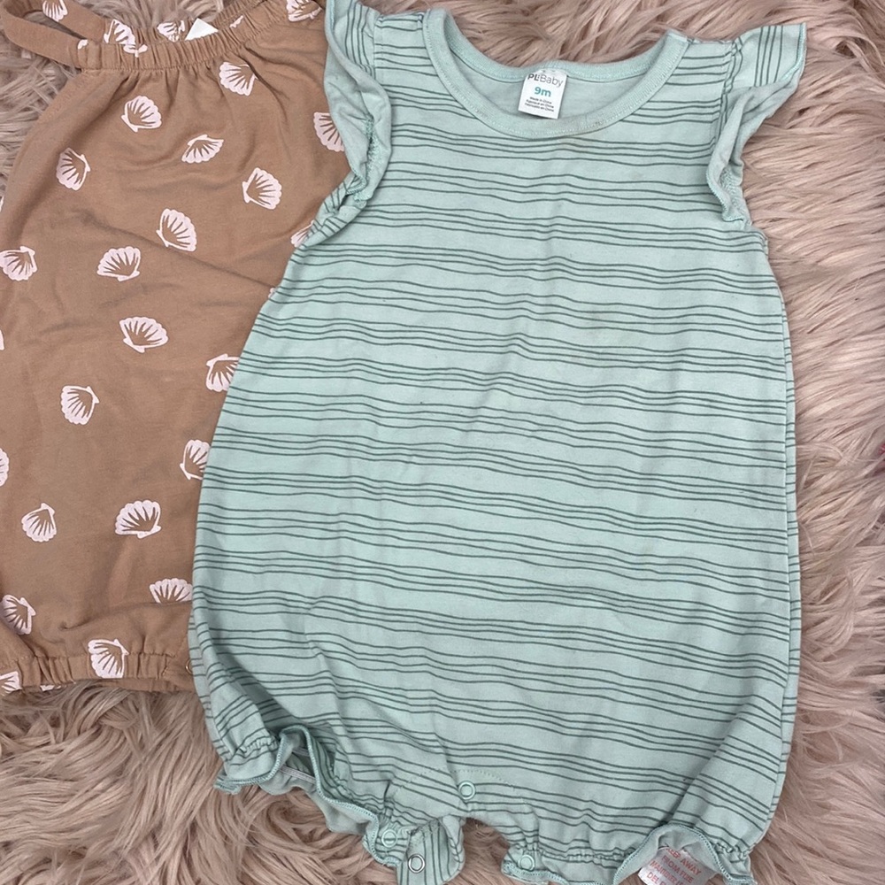 Romper Set - Picture 2 of 3